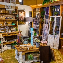 Select Furniture Consignment