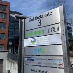 Osteopathie Physiotherapie Baranowsky & Klöckner - Praxisschild Goldbekplatz 3 in Hamburg Winterhude