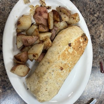 Gathering Ground - Make your own burrito - Breakfast & Brunch Near Me - Windsor Locks, Connecticut