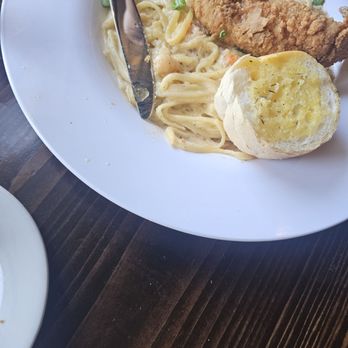Morrow's - Cajun crawfish pasta - Cajun/Creole Near Me - New Orleans, Louisiana