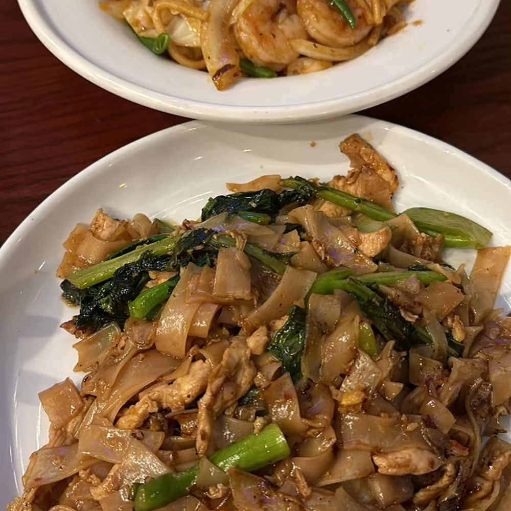 Chicken Pad See U and Surina Noodles Chicken Pad See U and Surina Noodles