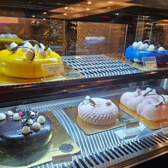 The Spoon - Full size cakes - Desserts Near Me - Stanton, California The Spoon - Full size cakes - Desserts Near Me - Stanton, California
