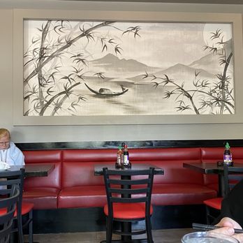 Ni’s Kitchen - Vietnamese Near Me - Wilmette, Illinois