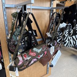 T J Maxx Stores