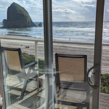 Hallmark Resort & Spa Cannon Beach - Room 142. - Resorts Near Me - Cannon Beach, Oregon Hallmark Resort & Spa Cannon Beach - Room 142. - Resorts Near Me - Cannon Beach, Oregon