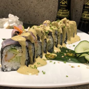 Derek's Sushi Bar - Sushi Bars Near Me - Todos Santos, BCS