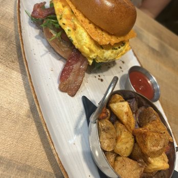 GRANVILLE - Breakfast Sandwich - New American Near Me - Burbank, California GRANVILLE - Breakfast Sandwich - New American Near Me - Burbank, California
