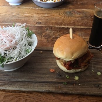 Saint-Houblon - Brewpubs Near Me - Montreal, Quebec