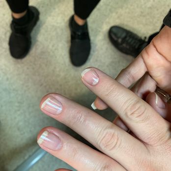 Vo Nails - Nail Salons Near Me - Akron, Ohio