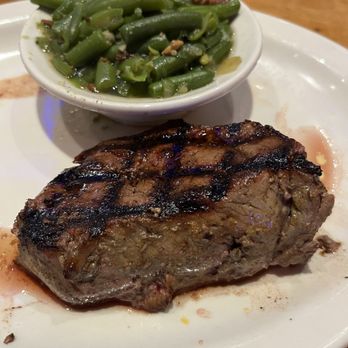 Texas Roadhouse - Hand-Cut Sirloin 8oz - Steakhouses Near Me - Hollywood Park, Texas
