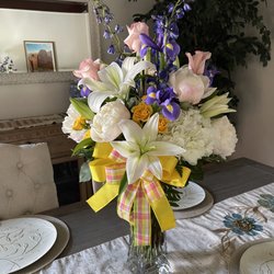 Priscilla's Flower Shoppe - Stunningly beautiful!
