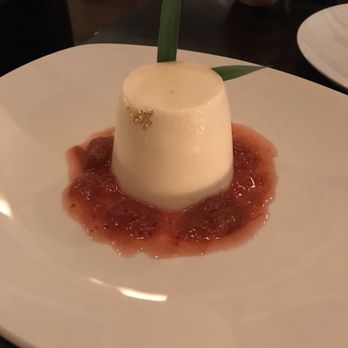 BondST - Lychee panna Lychee Panna Cotta - Japanese Near Me - New York, New York BondST - Lychee panna Lychee Panna Cotta - Japanese Near Me - New York, New York