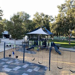 Lemon Park Spray Pool
