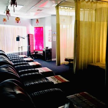 J&G Enjoy Feet - We are a professional bodywork & reflexology spa based in East Hampton, NY. - Reflexology Near Me - East Hampton, New York J&G Enjoy Feet - We are a professional bodywork & reflexology spa based in East Hampton, NY. - Reflexology Near Me - East Hampton, New York