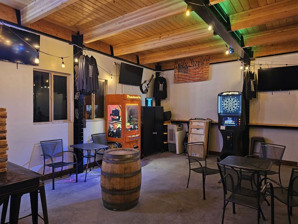 The Rooftop Bar Logo