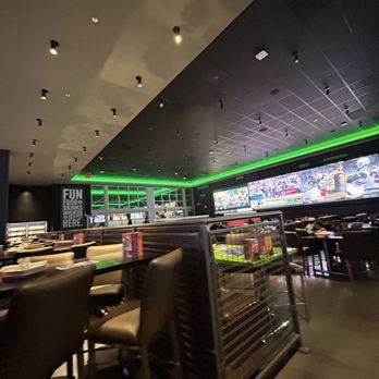 Dave & Buster's Henderson - Sports Bars Near Me - Henderson, Nevada
