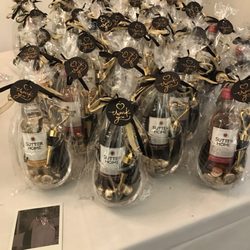 Bacco Centro - Favors
