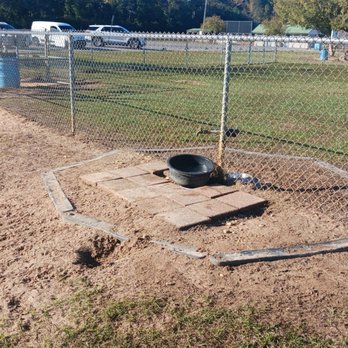 Optimist Dog Park - A nice water facility - Dog Parks Near Me - Milton, Florida