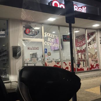 On A Roll - Ice Cream & Frozen Yogurt Near Me - Anaheim, California