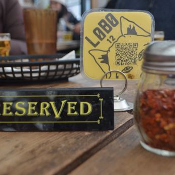 Pizza Lobo - Seating area - Pizza Near Me - Chicago, Illinois