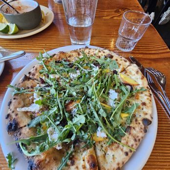 Solstice Wood Fire Cafe & Bar - Pizza Near Me - Hood River, Oregon Solstice Wood Fire Cafe & Bar - Pizza Near Me - Hood River, Oregon