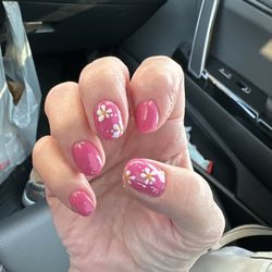 Got some spring flowers today at Modern Nails! Always love there work.