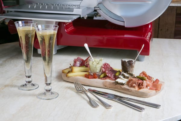 Champagne+Fromage by null