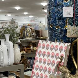 HomeGoods