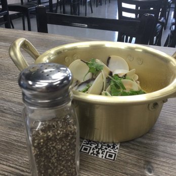 District 7 Pho - Tiniest bowl of over-priced clams. Looked nothing like pic on menu! Returned. - Vietnamese Near Me - Las Vegas, Nevada District 7 Pho - Tiniest bowl of over-priced clams. Looked nothing like pic on menu! Returned. - Vietnamese Near Me - Las Vegas, Nevada