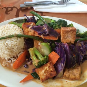 Bela Vegetarian Restaurant - Tofu with mixed vegetables with a peanut curry sauce - Vegetarian Near Me - Northampton, Massachusetts Bela Vegetarian Restaurant - Tofu with mixed vegetables with a peanut curry sauce - Vegetarian Near Me - Northampton, Massachusetts
