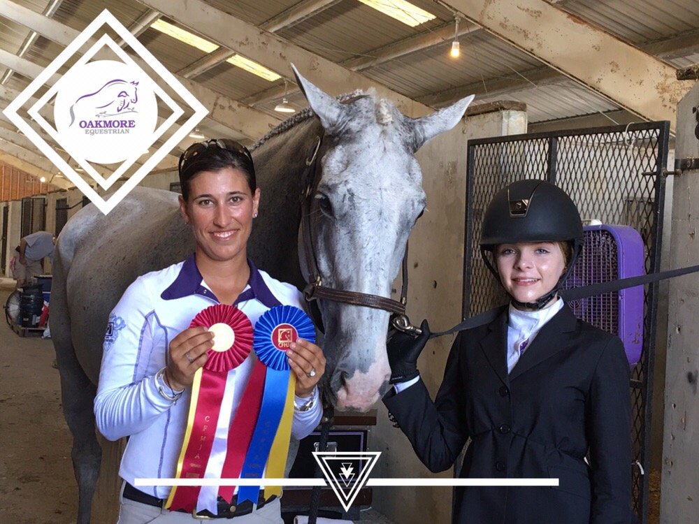 Oakmore Equestrian Logo