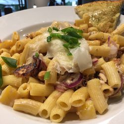Marché Mövenpick - Pasta Chicken meets Mango