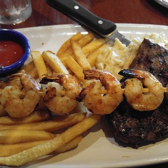 Red Lobster - Seafood Near Me - West Des Moines, Iowa