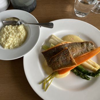 Rosengarten - Rizotto with asparagus and fried fish. - Swiss Food Near Me - Bern, BE