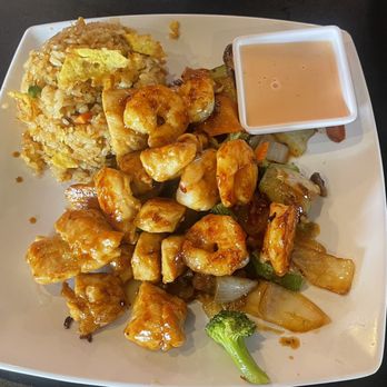 Rock N Roll Sushi - Chicken Solo with shrimp - Sushi Bars Near Me - Tallahassee, Florida Rock N Roll Sushi - Chicken Solo with shrimp - Sushi Bars Near Me - Tallahassee, Florida