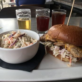 Common Theory - Gastropubs Near Me - San Diego, California Common Theory - Gastropubs Near Me - San Diego, California