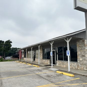 LaFours Seafood Restaurant - Seafood Near Me - Boerne, Texas LaFours Seafood Restaurant - Seafood Near Me - Boerne, Texas