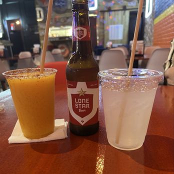 Casey’s Burgers & More - Mango margarita, Lone Star beer, lemonade - Burgers Near Me - McAllen, Texas Casey’s Burgers & More - Mango margarita, Lone Star beer, lemonade - Burgers Near Me - McAllen, Texas