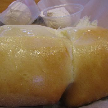 Texas Roadhouse - Basket of 4-Fresh, Hot Rolls - - Steakhouses Near Me - San Angelo, Texas Texas Roadhouse - Basket of 4-Fresh, Hot Rolls - - Steakhouses Near Me - San Angelo, Texas