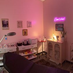 Bewitched Wax And Sugar Studio
