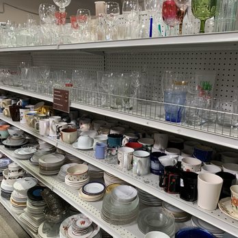 Goodwill Store & Donation Center - 8-25-2024 Full shelves. - Thrift Stores Near Me - San Mateo, California