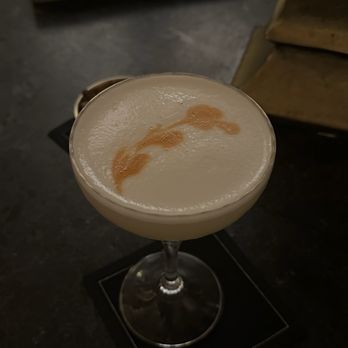 The Gold Room - Cocktail Bars Near Me - New York, New York The Gold Room - Cocktail Bars Near Me - New York, New York