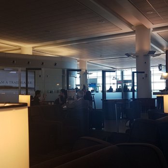 Plaza Premium Lounge - Airport Lounges Near Me - Winnipeg, Manitoba