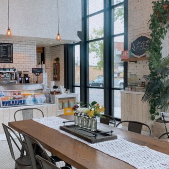 Woops! - Interior - Coffee & Tea Near Me - Coeur d'Alene, Idaho Woops! - Interior - Coffee & Tea Near Me - Coeur d'Alene, Idaho