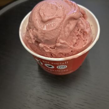 River Street Sweets - Watermelon and strawberry gelato - Candy Stores Near Me - Kissimmee, Florida River Street Sweets - Watermelon and strawberry gelato - Candy Stores Near Me - Kissimmee, Florida