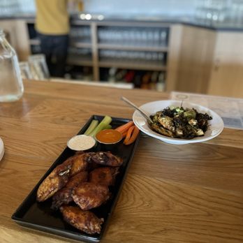 Hundred Mile Brewing - Wings & Brussels - Brewpubs Near Me - Tempe, Arizona