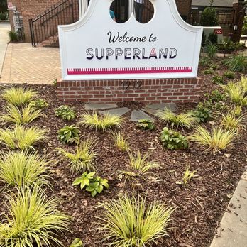 Supperland - Southern Near Me - Charlotte, North Carolina