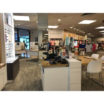 LensCrafters at Macy's - LensCrafters - Eyewear & Opticians Near Me - Elmhurst, New York LensCrafters at Macy's - LensCrafters - Eyewear & Opticians Near Me - Elmhurst, New York