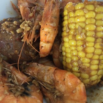 Kickin Kajun - 11.99 lunch special - Cajun/Creole Near Me - Honolulu, Hawaii