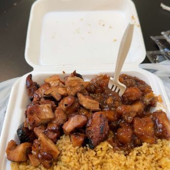 Famous Wok - Sesame and bourbon chicken - Chinese Near Me - Auburn, Alabama Famous Wok - Sesame and bourbon chicken - Chinese Near Me - Auburn, Alabama